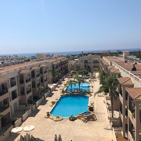Royal Seacrest Apartment Пафос Екстериор снимка