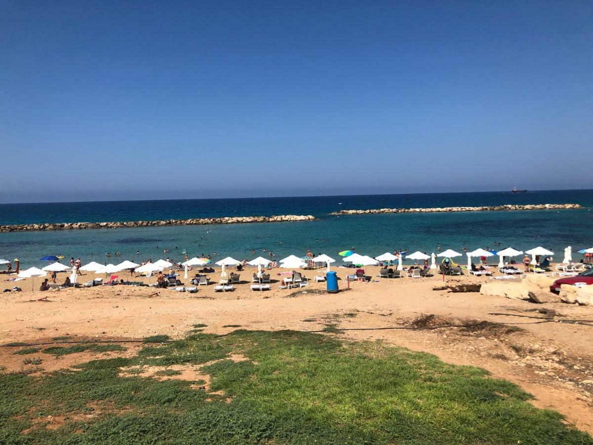 Royal Seacrest Apartment Пафос Екстериор снимка